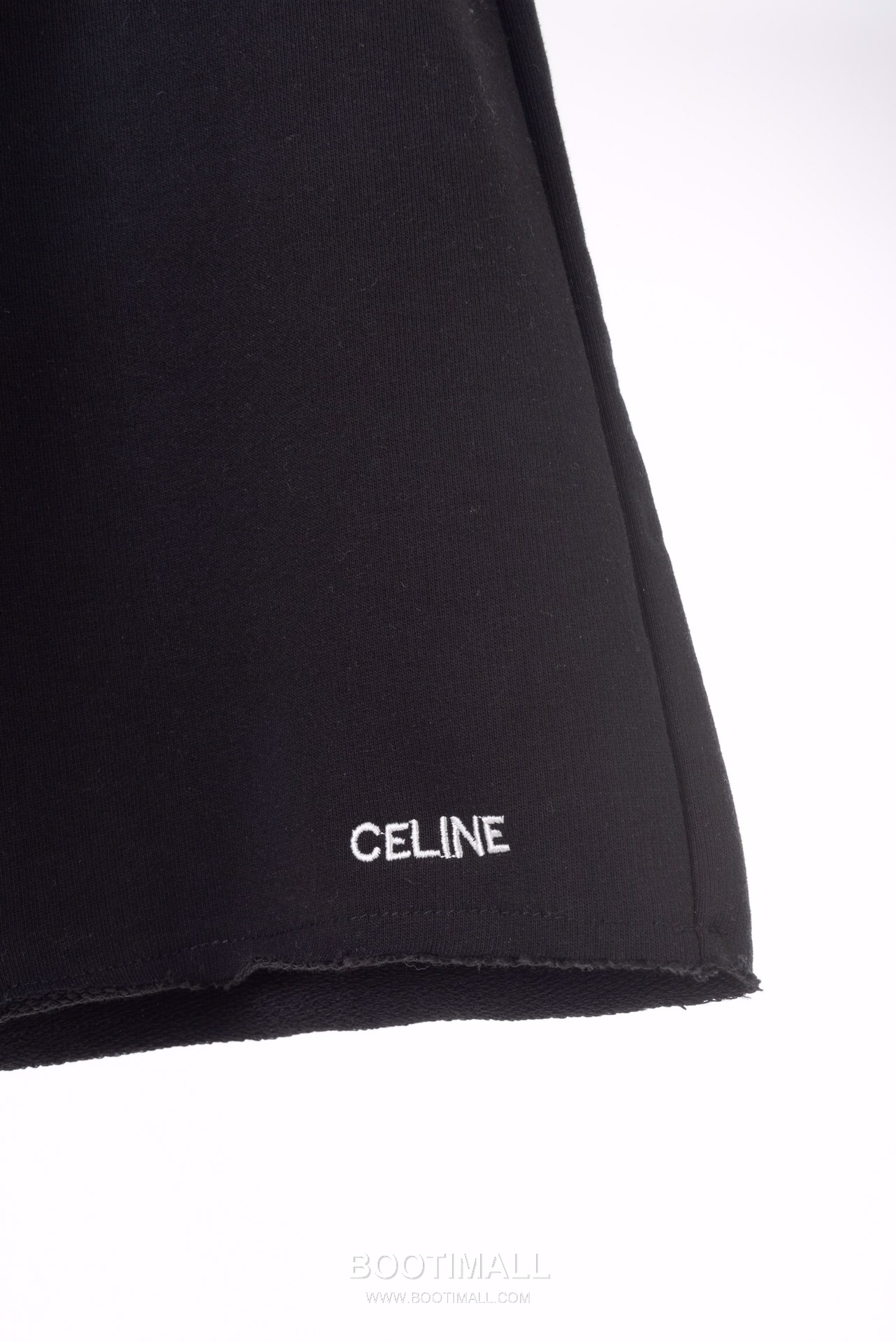 CELINE Embroidered Logo Cotton Shorts Casual Fit 셀린느 자수 로고 코튼 쇼츠 캐주얼핏 2556 13