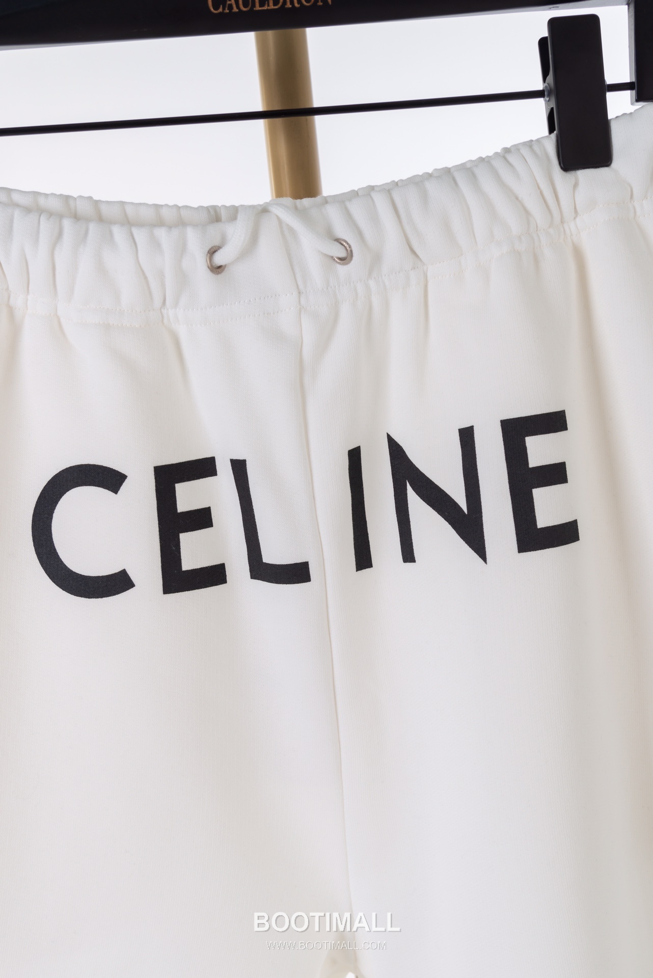 CELINE Embroidered Logo Cotton Shorts Casual Fit 셀린느 자수 로고 코튼 쇼츠 캐주얼핏 2556 5