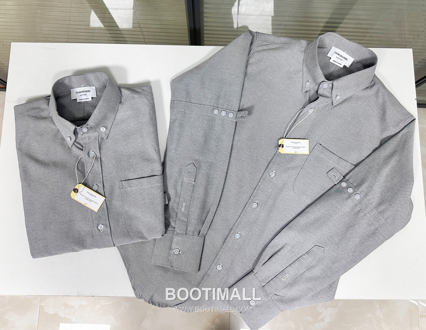 Thom Browne SS26 Cotton Oxford Long Sleeve Shirt with Armband Stripe Detail 톰브라운 SS26 코튼 옥스포드 롱슬리브 셔츠 암밴드 스트라이프 디테일 6