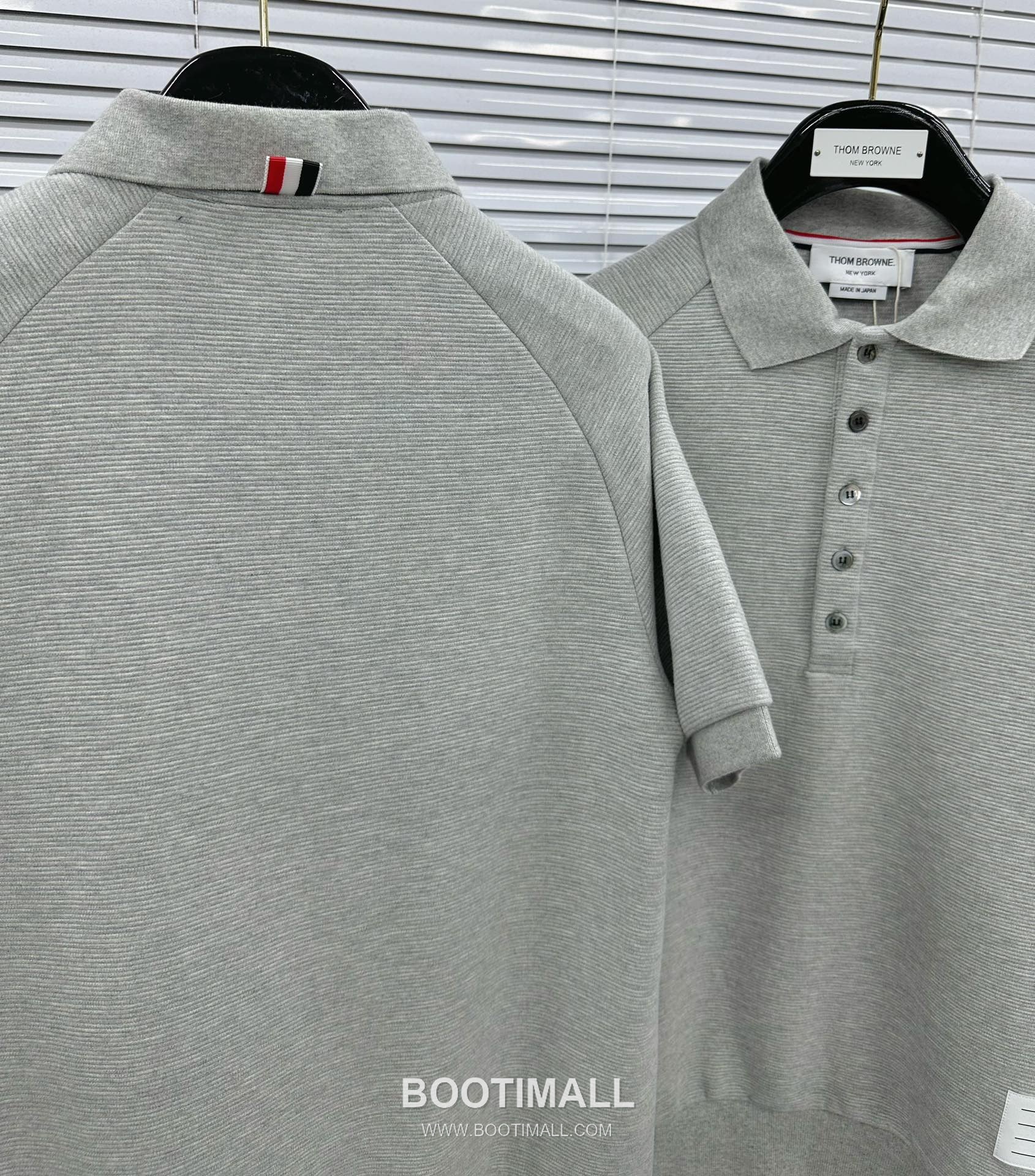Thom Browne SS26 Cotton Waffle Knit Polo Shirt with 4-Bar Armband Detail 톰브라운 SS26 코튼 와플 니트 폴로 셔츠 4바 암밴드 디테일 4