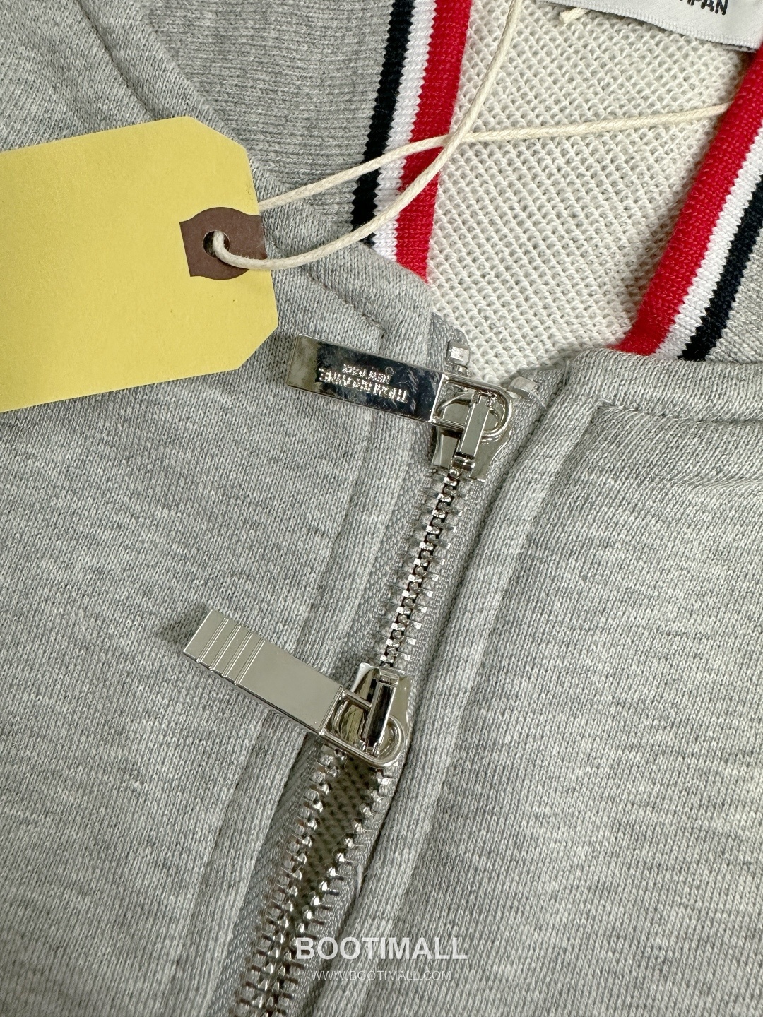 Thom Browne SS26 Cotton Zip-Up Varsity Jacket with Stripe Tape Detail 톰브라운 SS26 코튼 집업 바시티 재킷 스트라이프 테이프 디테일 WT262222 11