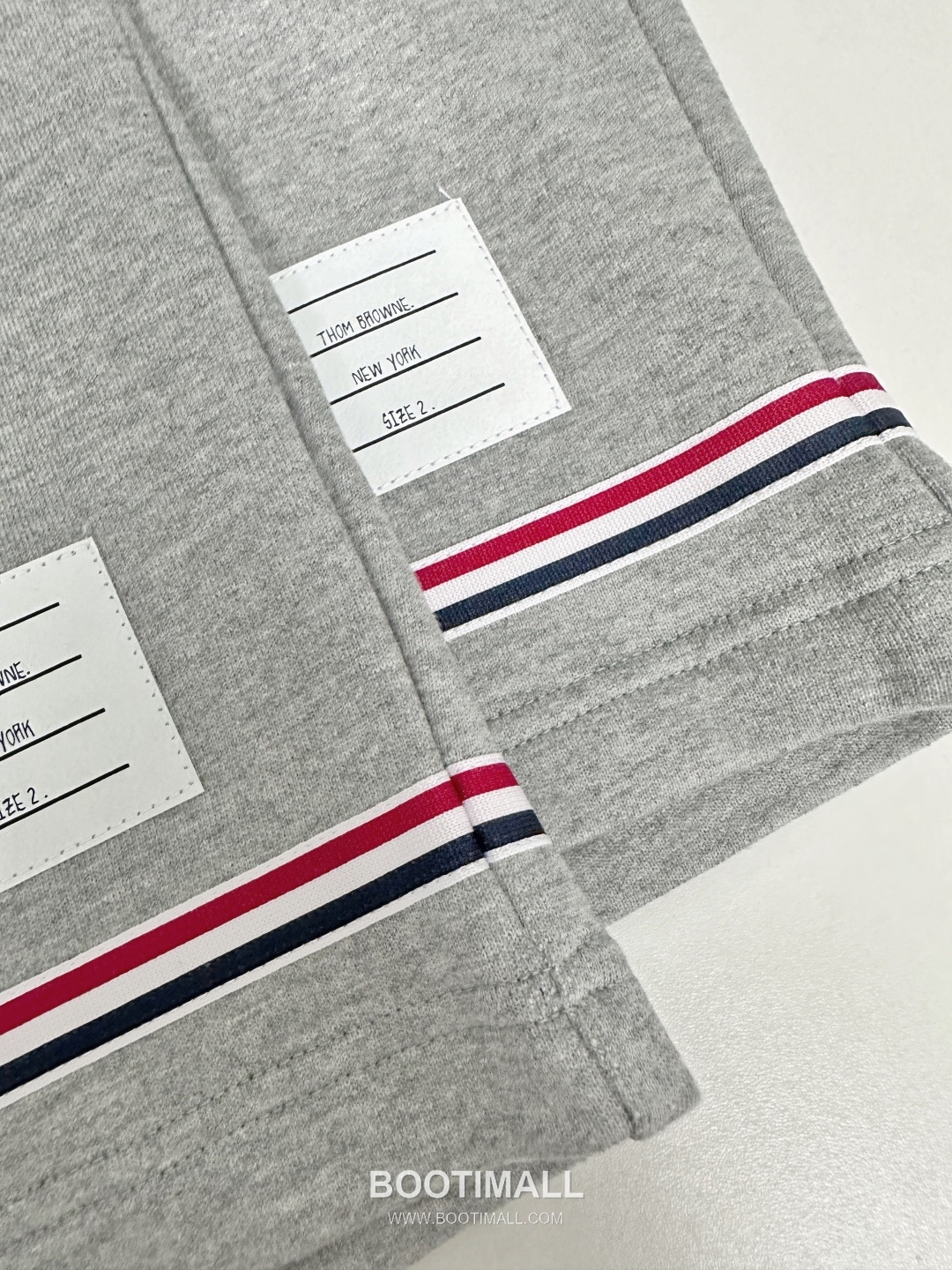 Thom Browne SS25 Cotton Terry Shorts with Tricolor Tape Trim Detail 톰브라운 SS25 코튼 테리 쇼츠 삼색 테이프 트림 디테일 7