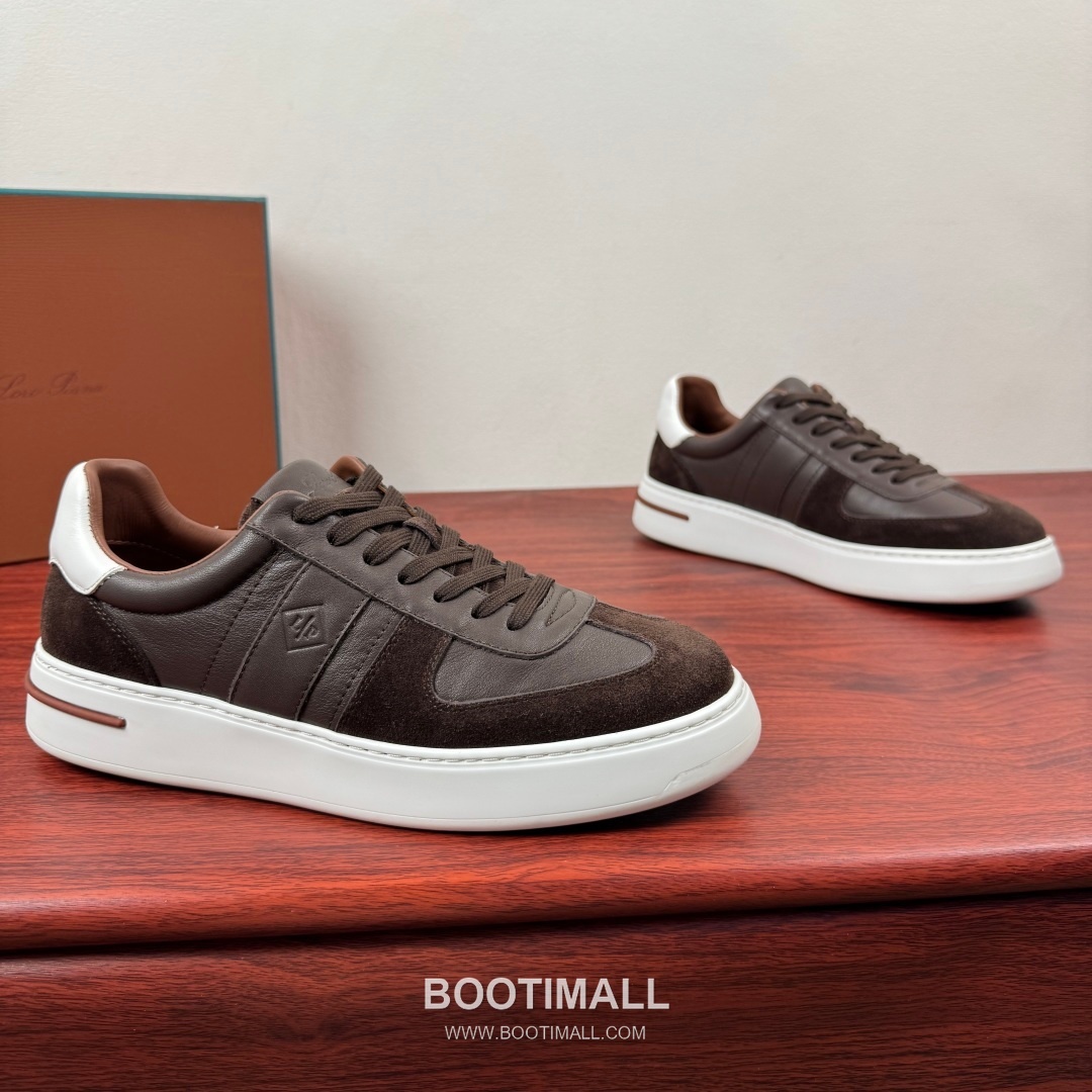 Loro Piana Tennis Walk Calfskin Suede Low Sneakers with Strap Logo Detail 로로피아나 테니스 워크 카프스킨 스웨이드 로우 스니커즈 스트랩 로고 디테일 3.5cm 1