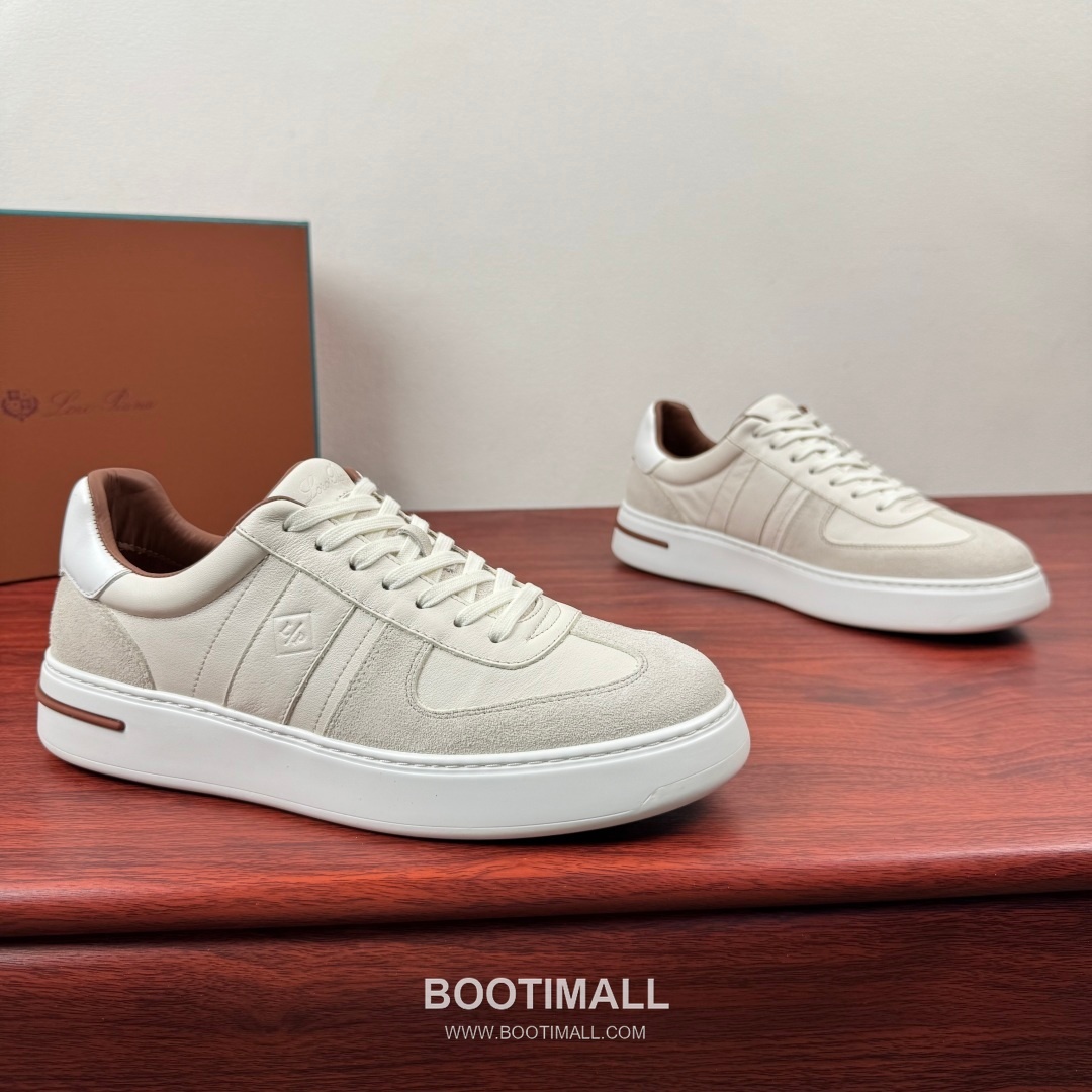 Loro Piana Tennis Walk Calfskin Suede Low Sneakers with Strap Logo Detail 로로피아나 테니스 워크 카프스킨 스웨이드 로우 스니커즈 스트랩 로고 디테일 3.5cm 1
