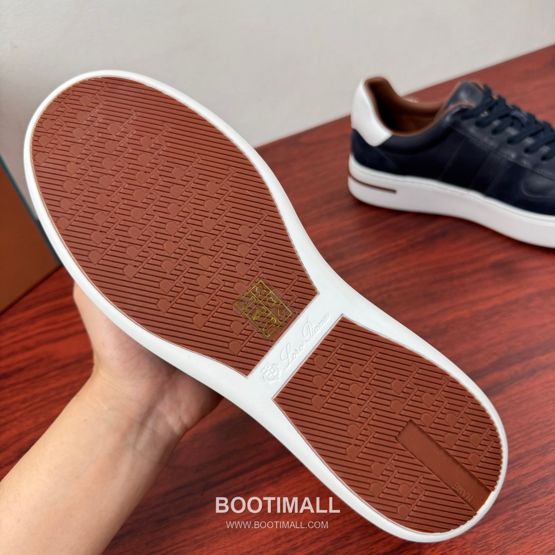 Loro Piana Tennis Walk Calfskin Suede Low Sneakers with Strap Logo Detail 로로피아나 테니스 워크 카프스킨 스웨이드 로우 스니커즈 스트랩 로고 디테일 3.5cm 9