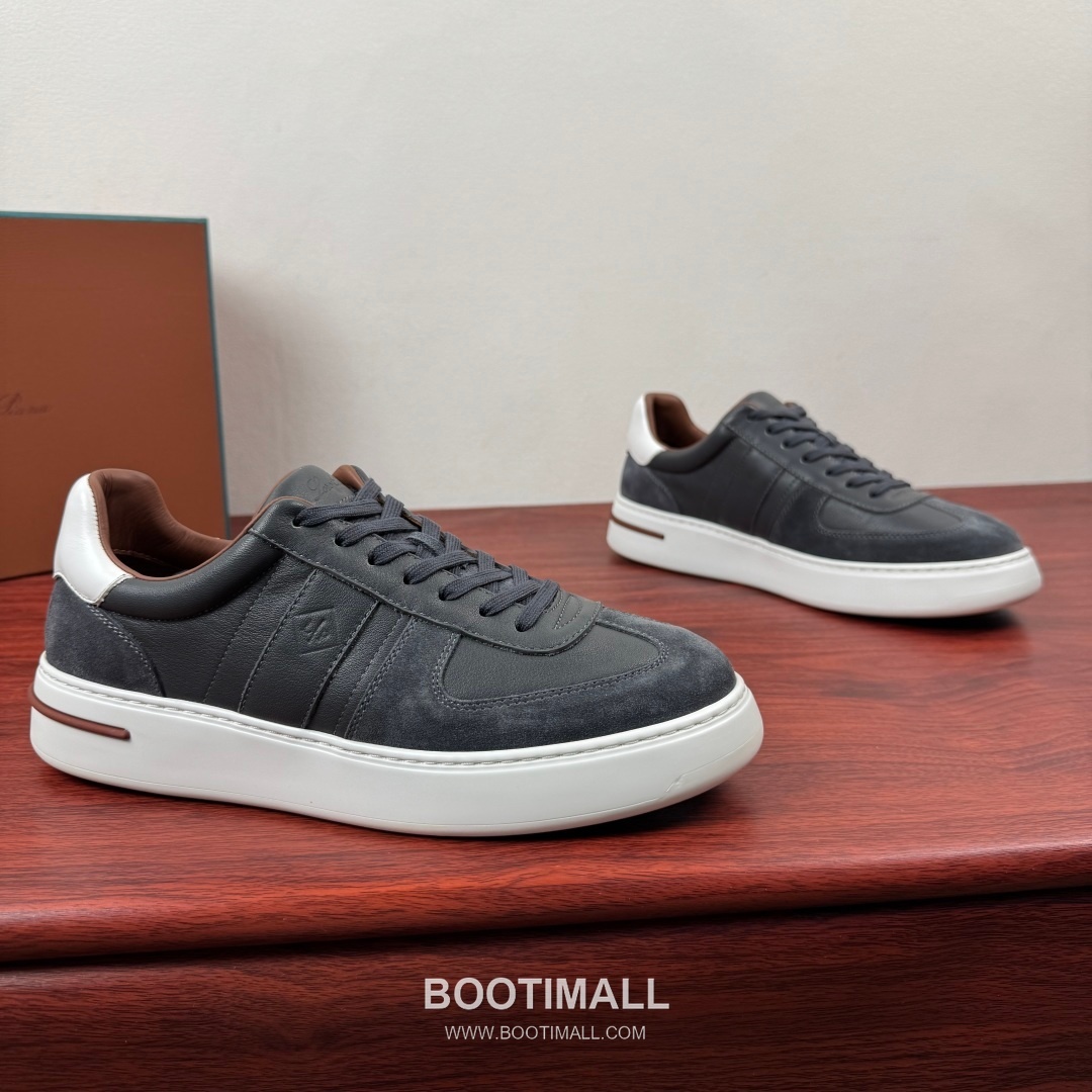Loro Piana Tennis Walk Calfskin Suede Low Sneakers with Strap Logo Detail 로로피아나 테니스 워크 카프스킨 스웨이드 로우 스니커즈 스트랩 로고 디테일 3.5cm 1