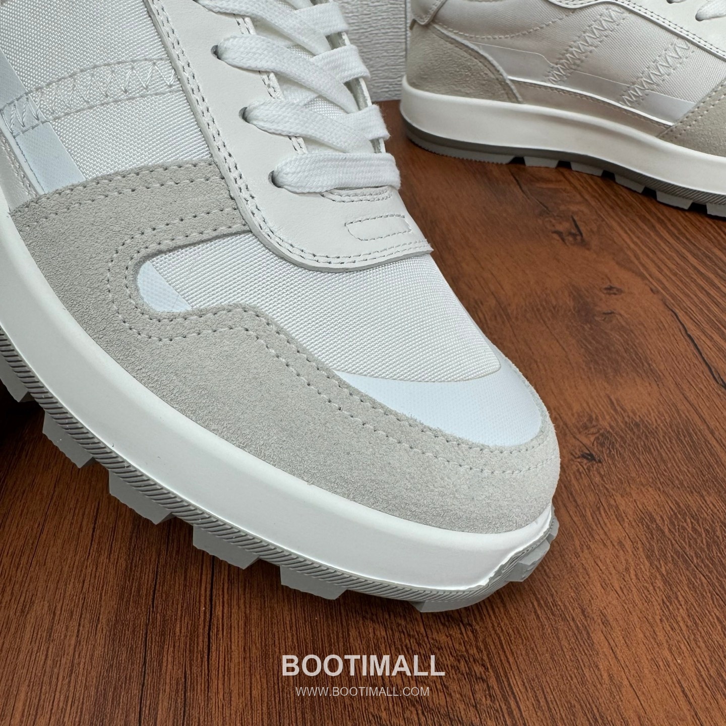 Brioni Crossing Suede Nylon Low Sneakers with Color Block Strap Detail 브리오니 크로싱 스웨이드 나일론 로우 스니커즈 컬러블록 스트랩 디테일 3.5cm 5