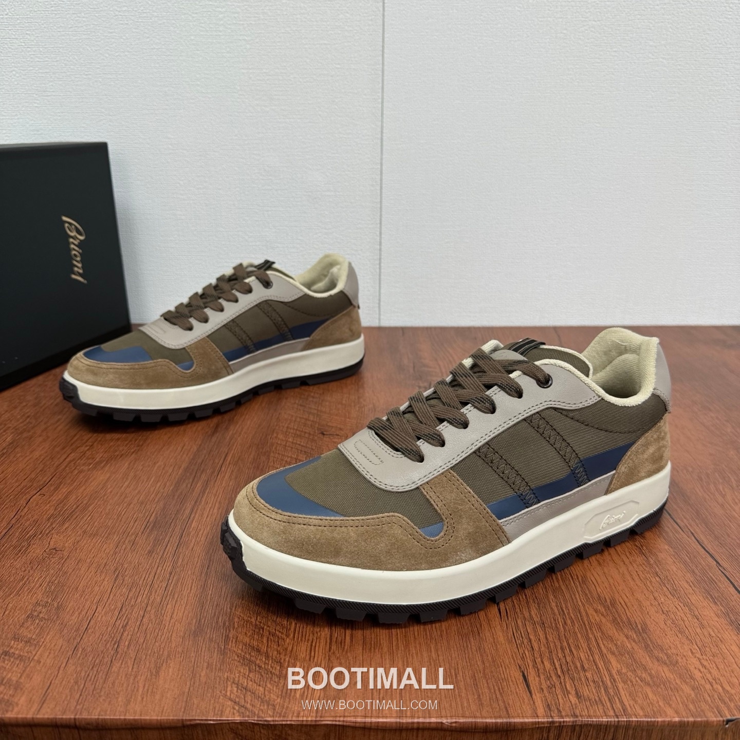 Brioni Crossing Suede Nylon Low Sneakers with Color Block Strap Detail 브리오니 크로싱 스웨이드 나일론 로우 스니커즈 컬러블록 스트랩 디테일 3.5cm 3