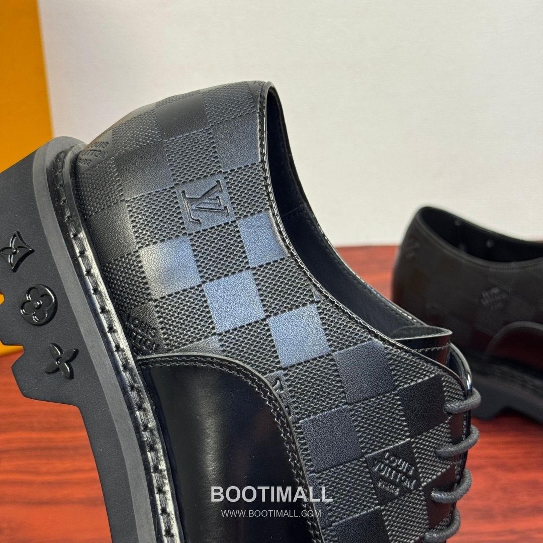 Louis Vuitton Damier Embossed Calfskin Derby Shoes with Platform Rubber Sole Detail 루이비통 다미에 엠보싱 카프스킨 더비 슈즈 플랫폼 러버솔 디테일 4.5cm 6