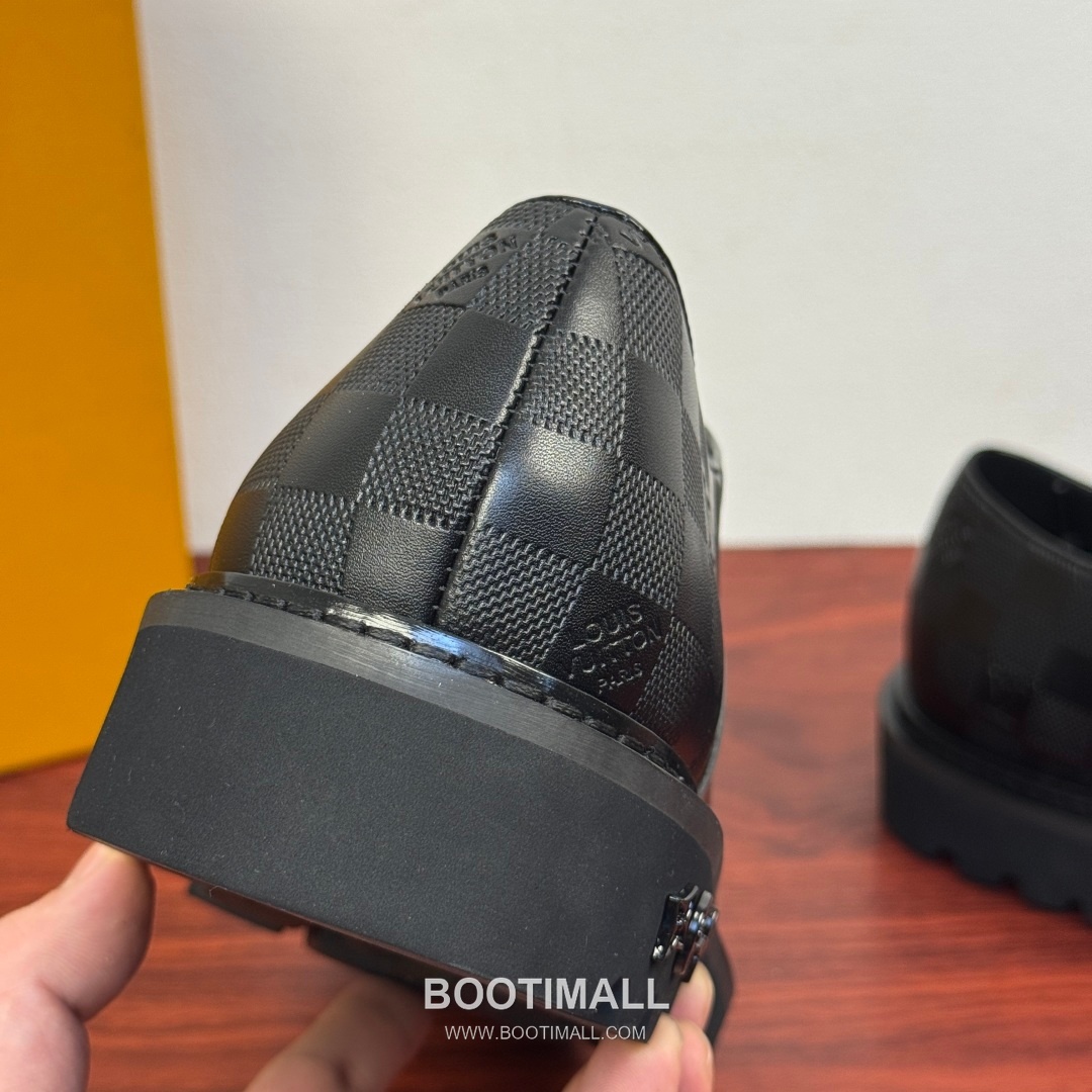 Louis Vuitton Damier Embossed Calfskin Derby Shoes with Platform Rubber Sole Detail 루이비통 다미에 엠보싱 카프스킨 더비 슈즈 플랫폼 러버솔 디테일 4.5cm 8