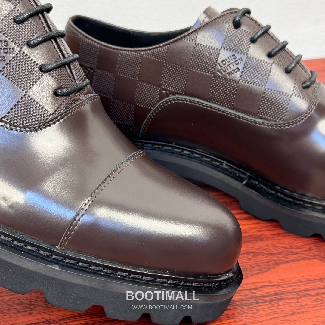 Louis Vuitton Damier Embossed Calfskin Derby Shoes with Platform Rubber Sole Detail 루이비통 다미에 엠보싱 카프스킨 더비 슈즈 플랫폼 러버솔 디테일 4.5cm 5