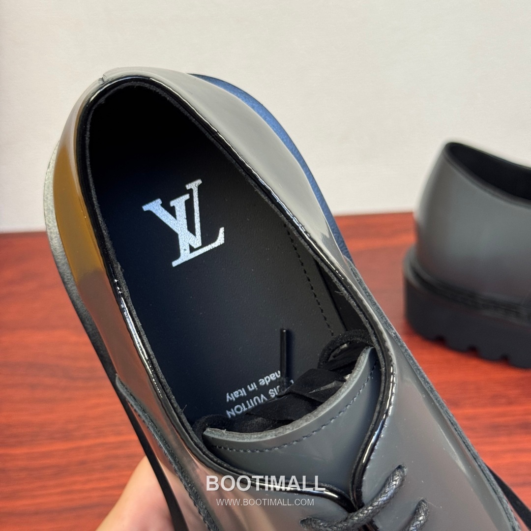 Louis Vuitton Damier Embossed Calfskin Platform Derby Shoes with Signature Rubber Sole Detail 루이비통 다미에 엠보싱 카프스킨 플랫폼 더비 슈즈 시그니처 러버솔 디테일 4.5cm 7