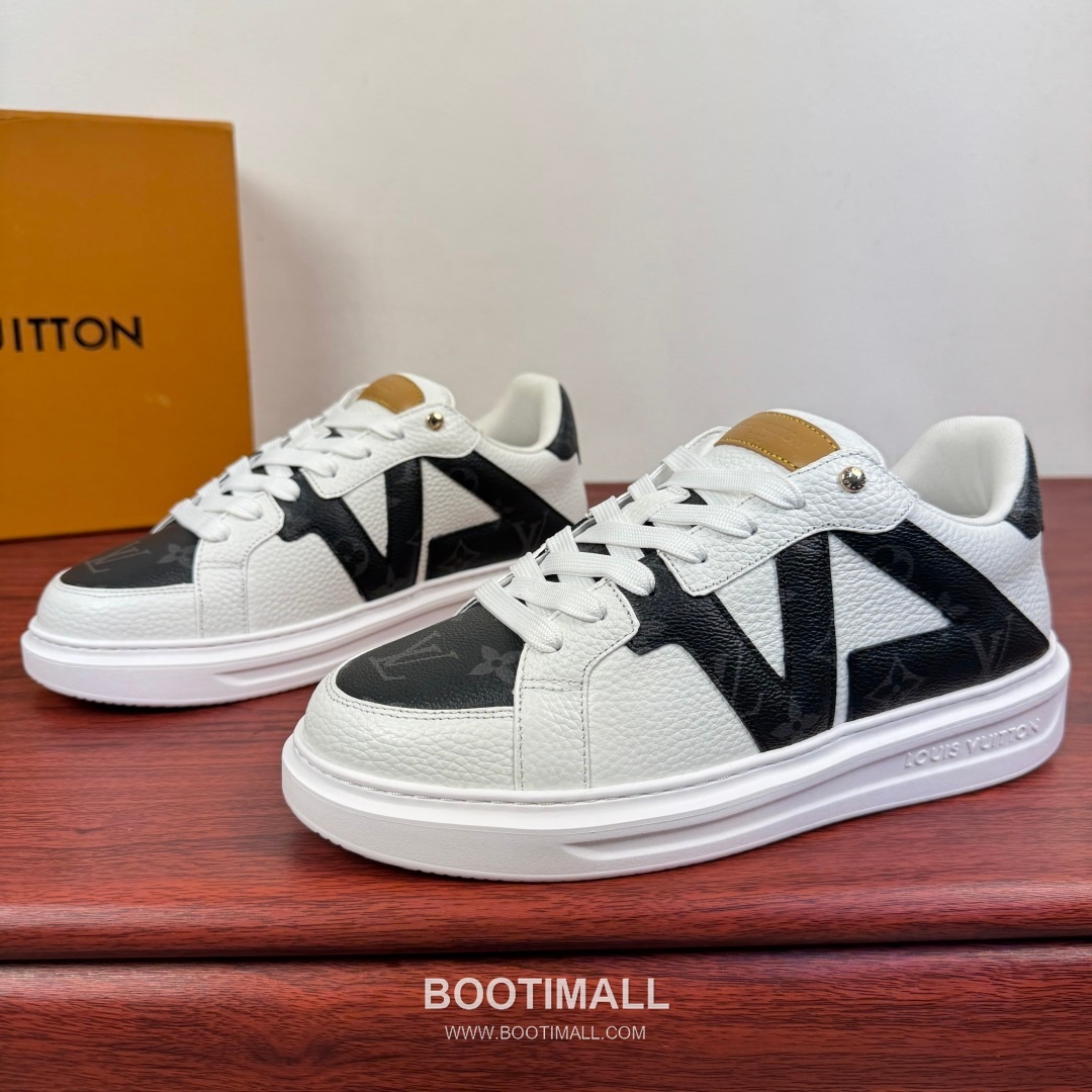 Louis Vuitton Monogram Calfskin Low Sneakers with Geometric Logo Detail 루이비통 모노그램 카프스킨 로우 스니커즈 지오메트릭 로고 디테일 4.0cm 3