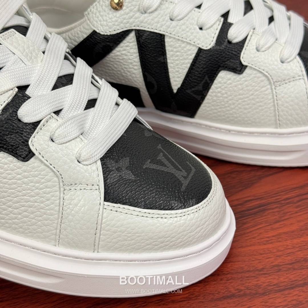 Louis Vuitton Monogram Calfskin Low Sneakers with Geometric Logo Detail 루이비통 모노그램 카프스킨 로우 스니커즈 지오메트릭 로고 디테일 4.0cm 5