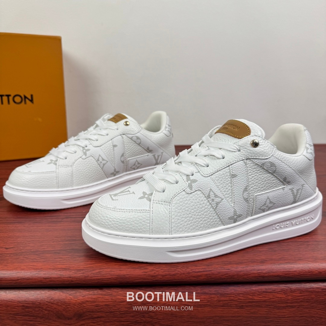 Louis Vuitton Monogram Calfskin Low Sneakers with Geometric Logo Detail 루이비통 모노그램 카프스킨 로우 스니커즈 지오메트릭 로고 디테일 4.0cm 3