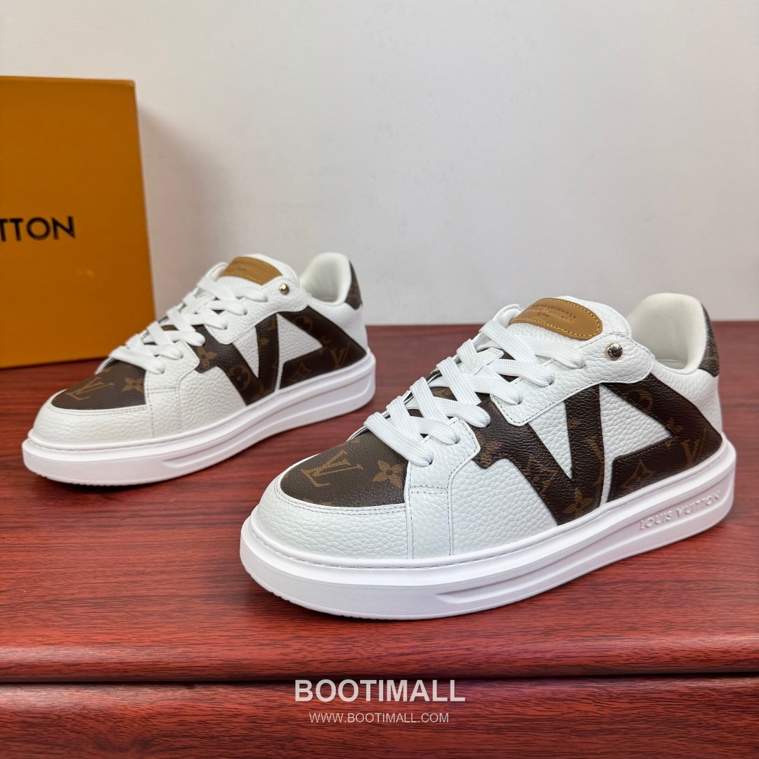 Louis Vuitton Monogram Calfskin Low Sneakers with Geometric Logo Detail 루이비통 모노그램 카프스킨 로우 스니커즈 지오메트릭 로고 디테일 4.0cm 3