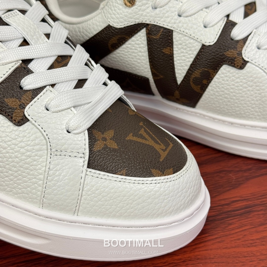 Louis Vuitton Monogram Calfskin Low Sneakers with Geometric Logo Detail 루이비통 모노그램 카프스킨 로우 스니커즈 지오메트릭 로고 디테일 4.0cm 5