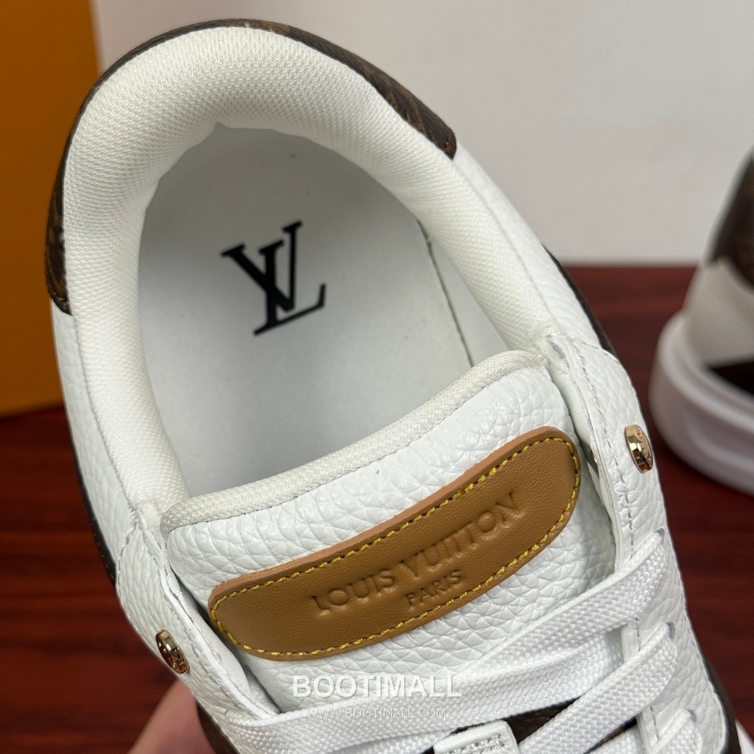 Louis Vuitton Monogram Calfskin Low Sneakers with Geometric Logo Detail 루이비통 모노그램 카프스킨 로우 스니커즈 지오메트릭 로고 디테일 4.0cm 7
