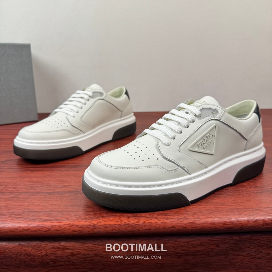 Prada Calfskin Mesh Patchwork Low Sneakers with Triangle Logo Detail 프라다 카프스킨 메쉬 패치워크 로우 스니커즈 삼각 로고 디테일 2EG453 4.5cm 3