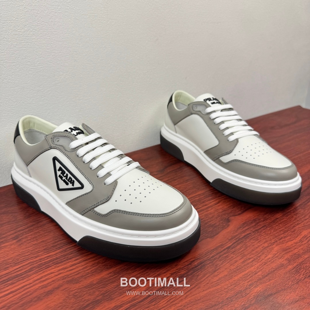 Prada Calfskin Mesh Patchwork Low Sneakers with Triangle Logo Detail 프라다 카프스킨 메쉬 패치워크 로우 스니커즈 삼각 로고 디테일 4.5cm 3