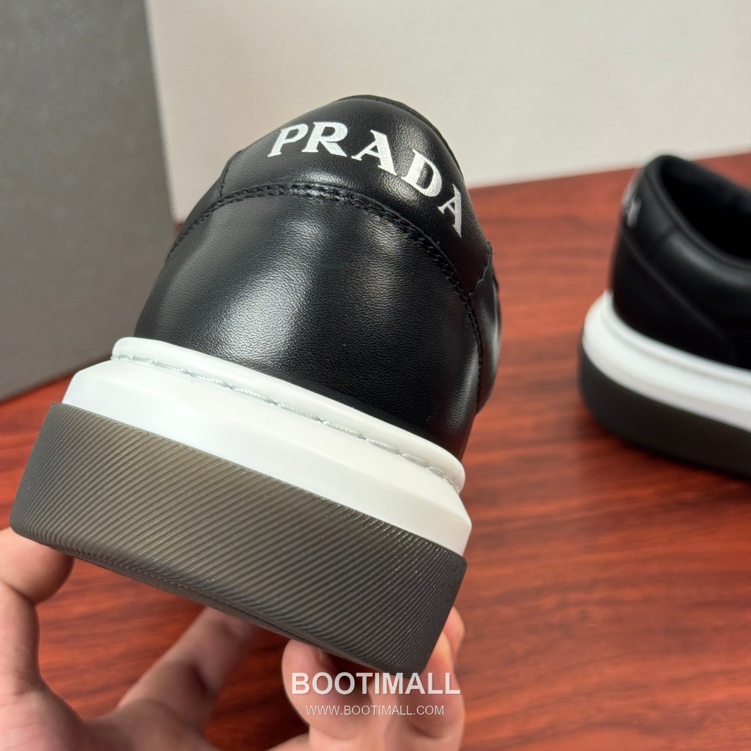 Prada Waxed Calfskin Mesh Patchwork Low Sneakers with Triangle Logo Detail 프라다 왁싱 카프스킨 메쉬 패치워크 로우 스니커즈 삼각 로고 디테일 4.5cm 8