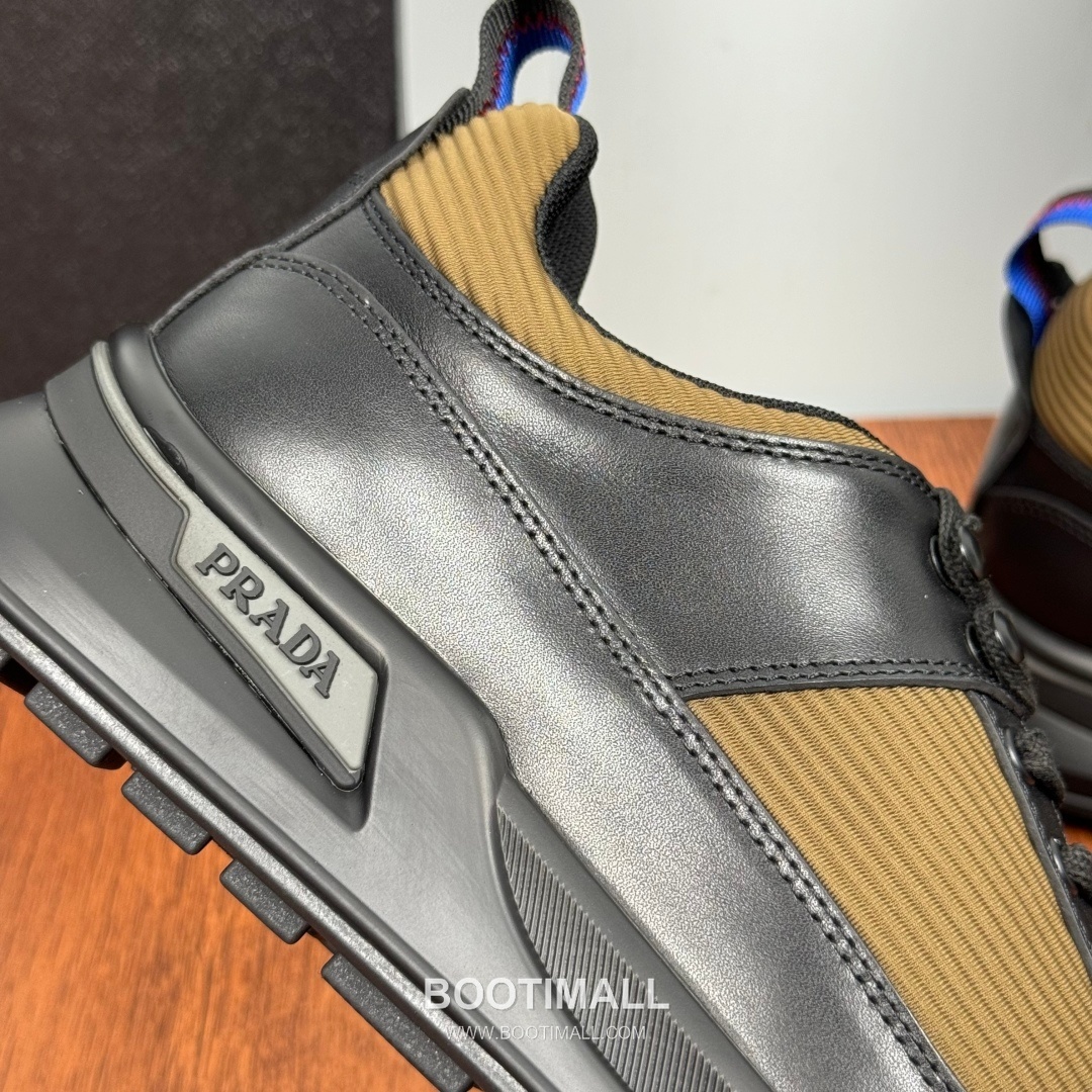 Prada Smooth Calfskin Nylon Low Sneakers with Metal Eyelet Logo Detail 프라다 스무스 카프스킨 나일론 로우 스니커즈 메탈 아일렛 로고 디테일 4.0cm 6