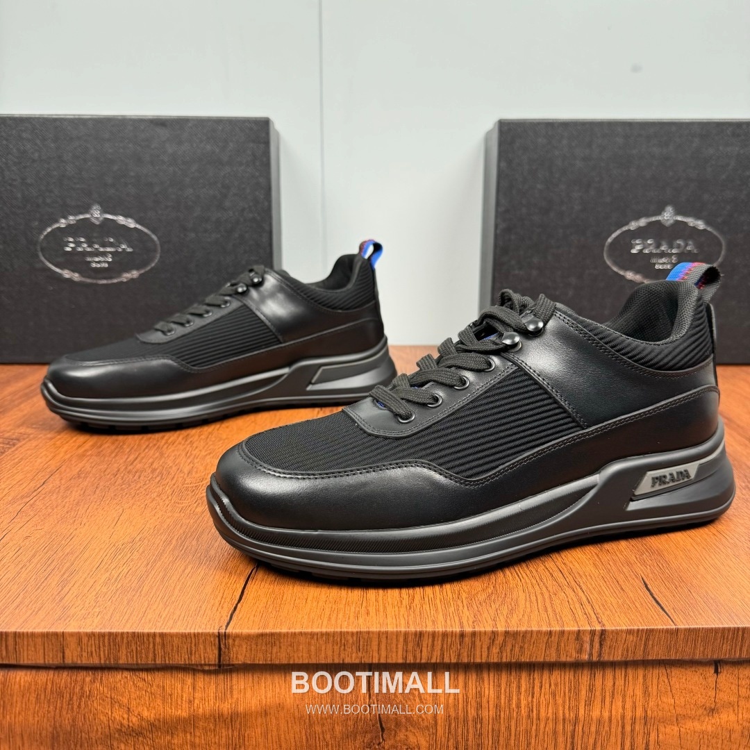 Prada Smooth Calfskin Nylon Low Sneakers with Metal Eyelet Logo Detail 프라다 스무스 카프스킨 나일론 로우 스니커즈 메탈 아일렛 로고 디테일 4.0cm 3