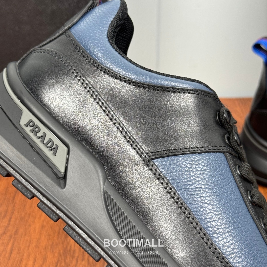 Prada Smooth Calfskin Nylon Low Sneakers with Metal Eyelet Logo Detail 프라다 스무스 카프스킨 나일론 로우 스니커즈 메탈 아일렛 로고 디테일 4.0cm 6