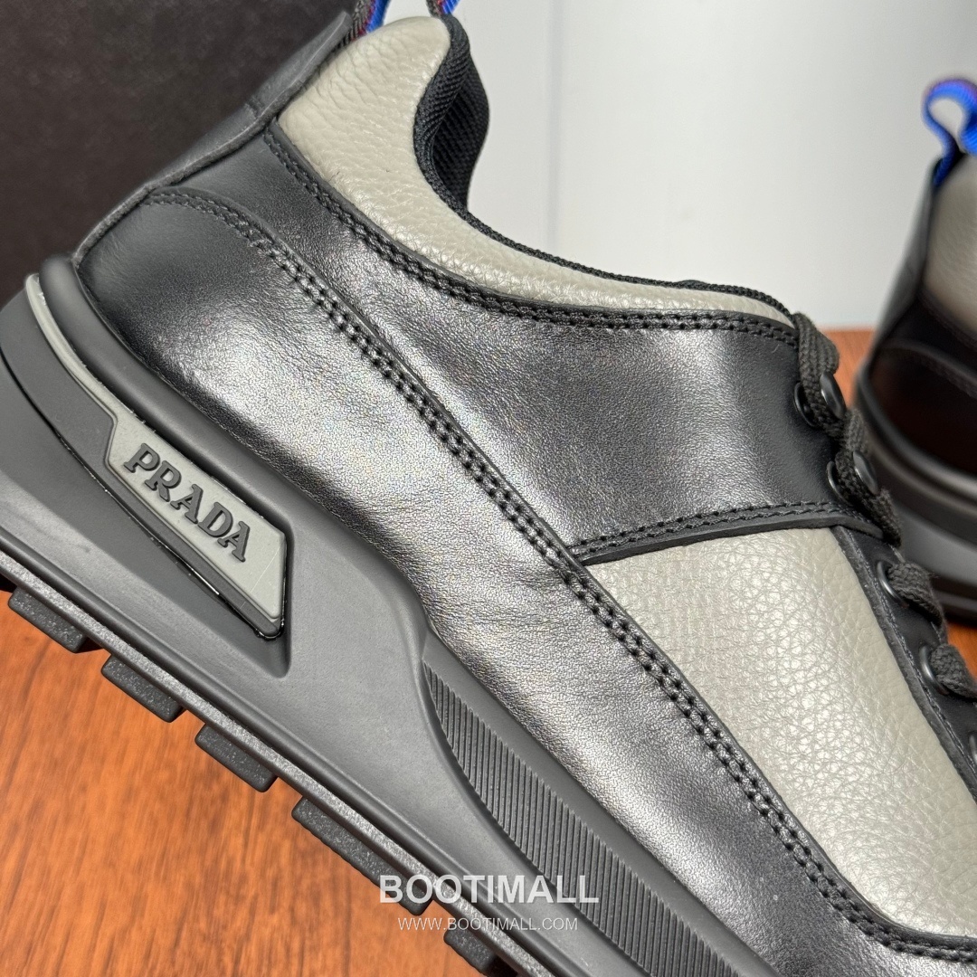 Prada Smooth Calfskin Nylon Low Sneakers with Metal Eyelet Logo Detail 프라다 스무스 카프스킨 나일론 로우 스니커즈 메탈 아일렛 로고 디테일 4.0cm 6