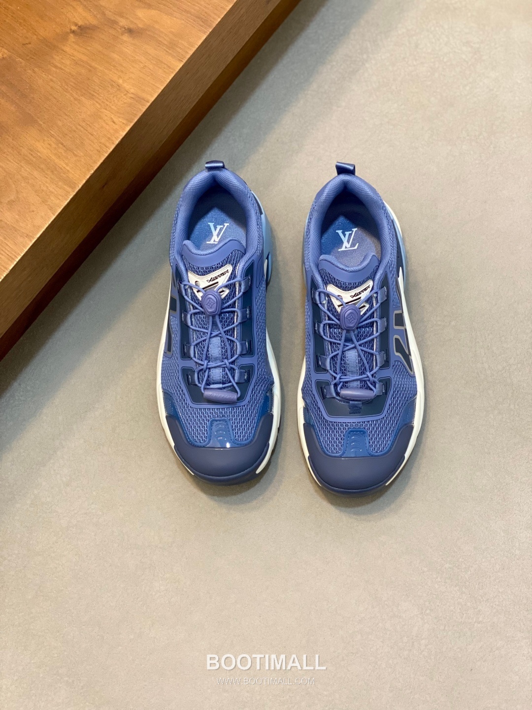 Loro Piana Calfskin Mesh Low Sneakers with Logo Detail 로로피아나 카프스킨 메쉬 로우 스니커즈 로고 디테일 4.0cm 1