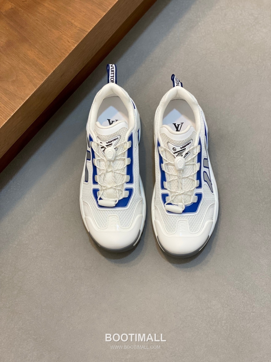 Loro Piana Calfskin Mesh Low Sneakers with Logo Detail 로로피아나 카프스킨 메쉬 로우 스니커즈 로고 디테일 4.0cm 1