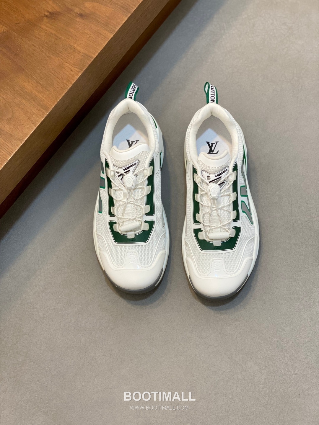 Loro Piana Calfskin Mesh Low Sneakers with Logo Detail 로로피아나 카프스킨 메쉬 로우 스니커즈 로고 디테일 4.0cm 1