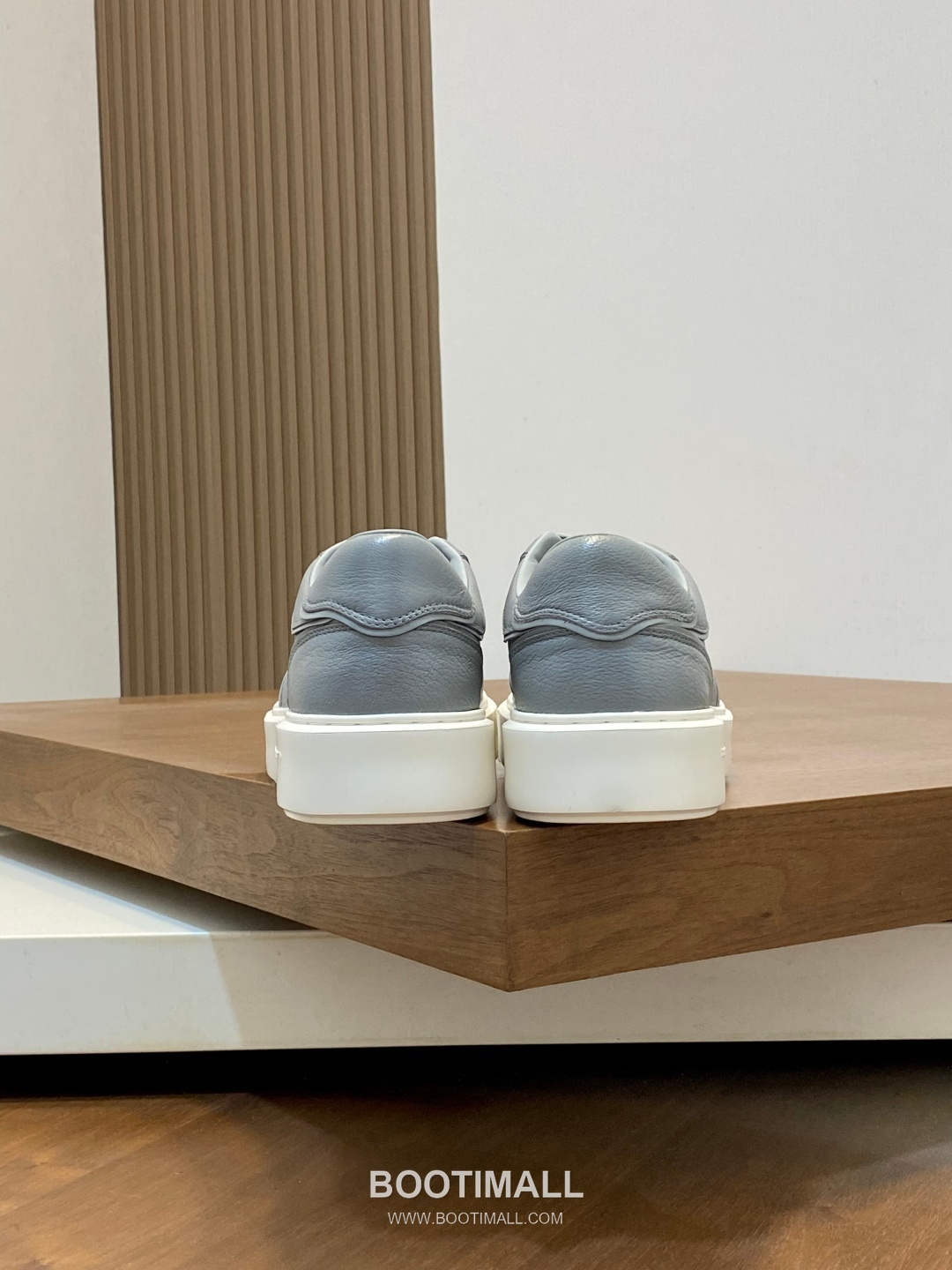 Prada Water Dyed Calfskin Low Sneakers with Logo Detail 프라다 워터염색 카프스킨 로우 스니커즈 로고 디테일 4.0cm 8