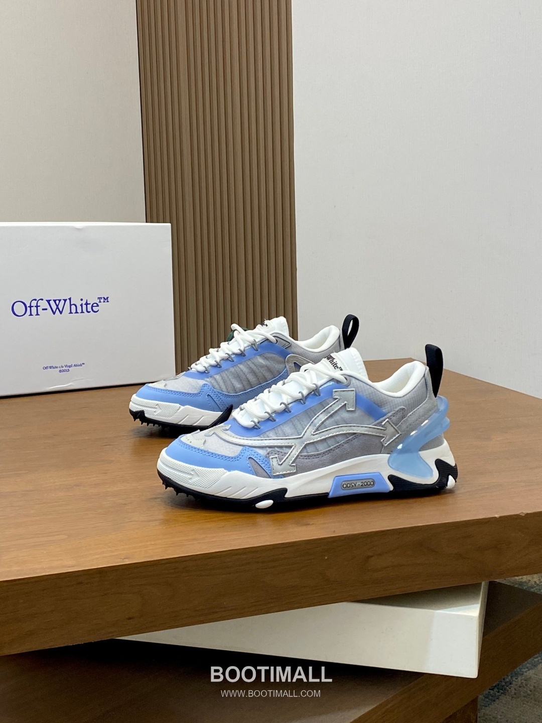 Off-White Hiking Suede Mesh Low Sneakers with Spike Rubber Sole Detail 오프화이트 하이킹 스웨이드 메쉬 로우 스니커즈 스파이크 러버솔 디테일 4.5cm 3