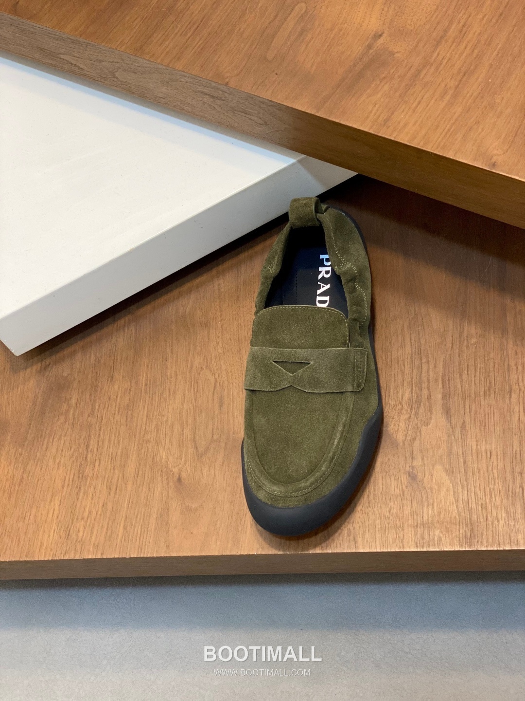 Prada Full Grain Calfskin Slip-On Low Sneakers with EVA TPU Sole Detail 프라다 풀그레인 카프스킨 슬립온 로우 스니커즈 EVA TPU 솔 디테일 4.0cm 6