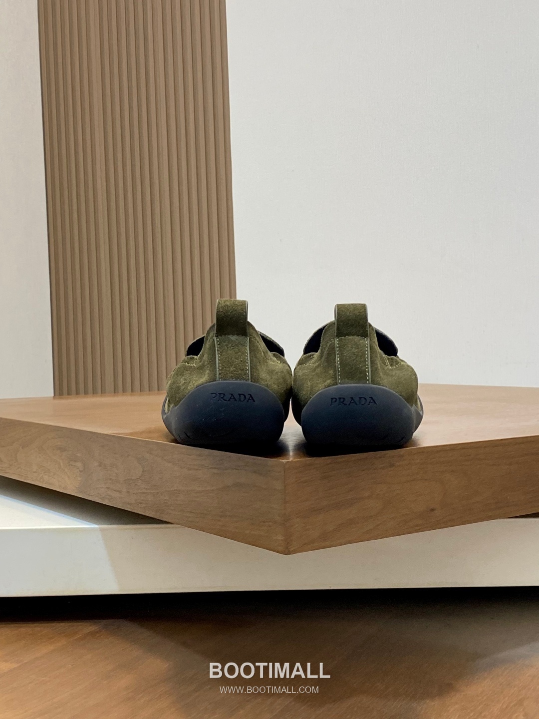 Prada Full Grain Calfskin Slip-On Low Sneakers with EVA TPU Sole Detail 프라다 풀그레인 카프스킨 슬립온 로우 스니커즈 EVA TPU 솔 디테일 4.0cm 8