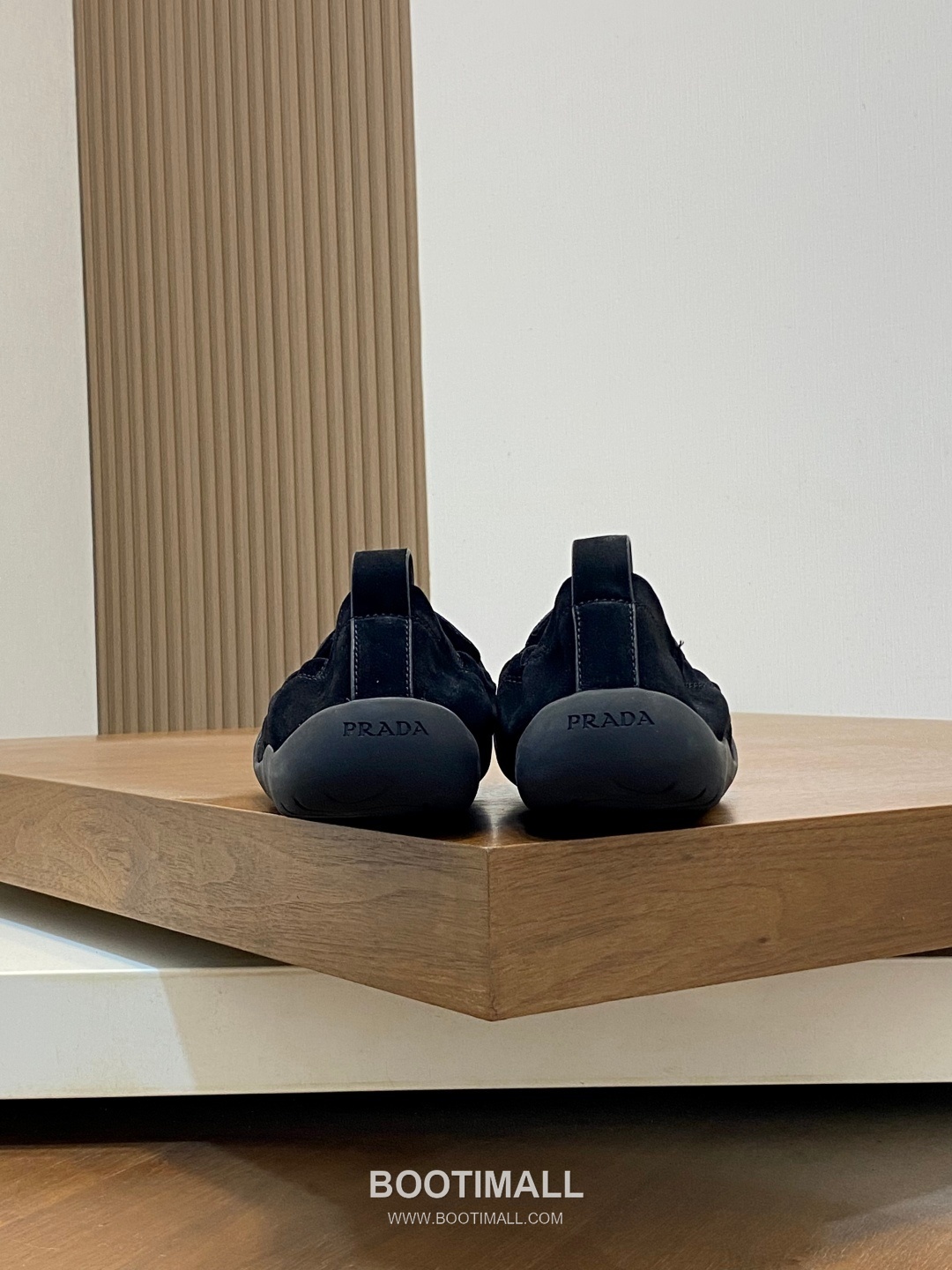 Prada Full Grain Calfskin Slip-On Low Sneakers with EVA TPU Sole Detail 프라다 풀그레인 카프스킨 슬립온 로우 스니커즈 EVA TPU 솔 디테일 4.0cm 8