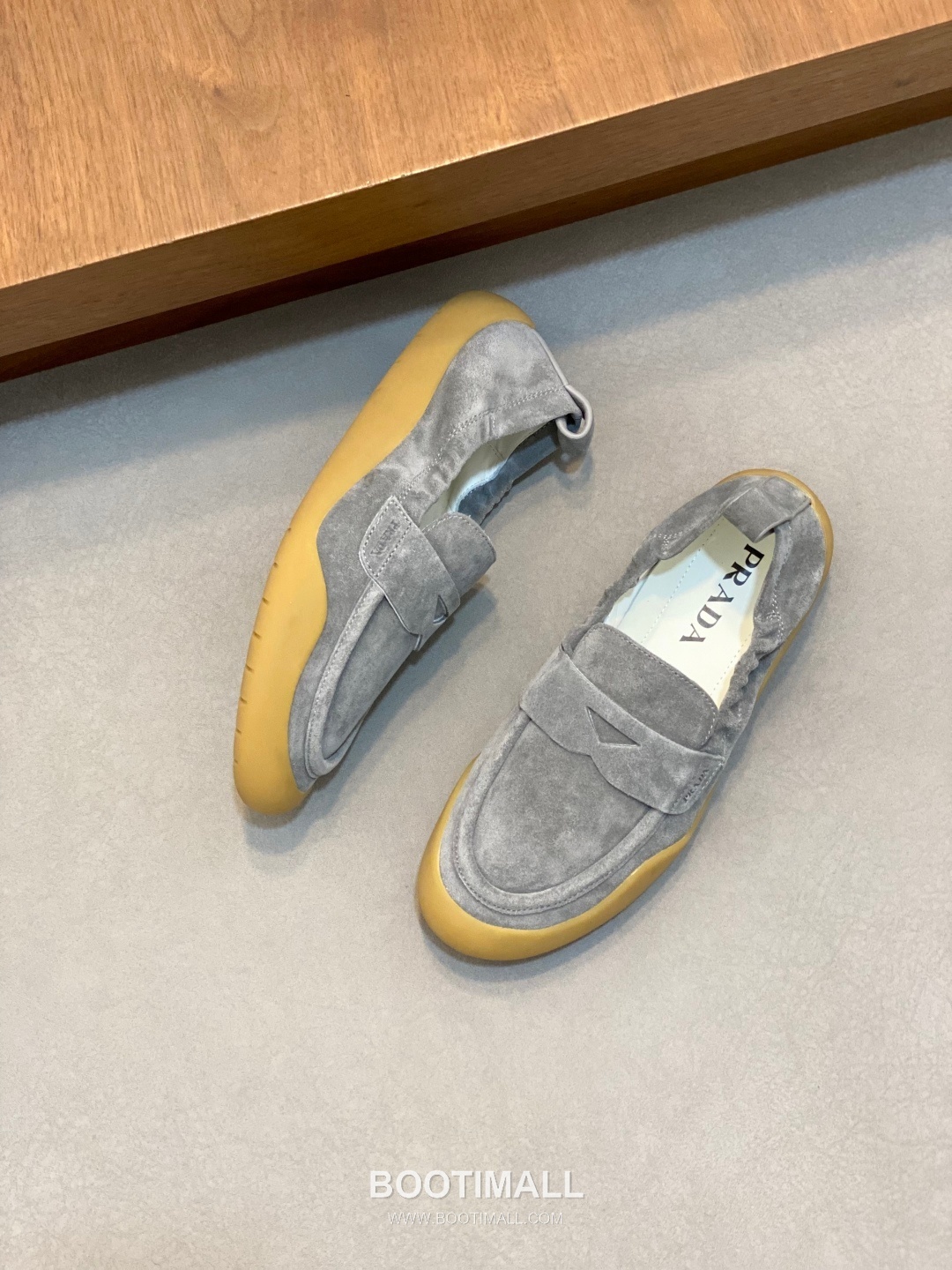 Prada Full Grain Calfskin Slip-On Low Sneakers with EVA TPU Sole Detail 프라다 풀그레인 카프스킨 슬립온 로우 스니커즈 EVA TPU 솔 디테일 4.0cm 5