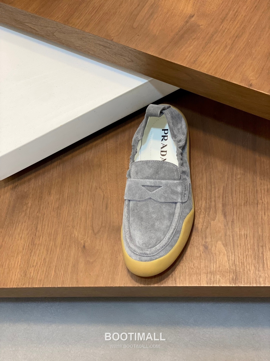 Prada Full Grain Calfskin Slip-On Low Sneakers with EVA TPU Sole Detail 프라다 풀그레인 카프스킨 슬립온 로우 스니커즈 EVA TPU 솔 디테일 4.0cm 6