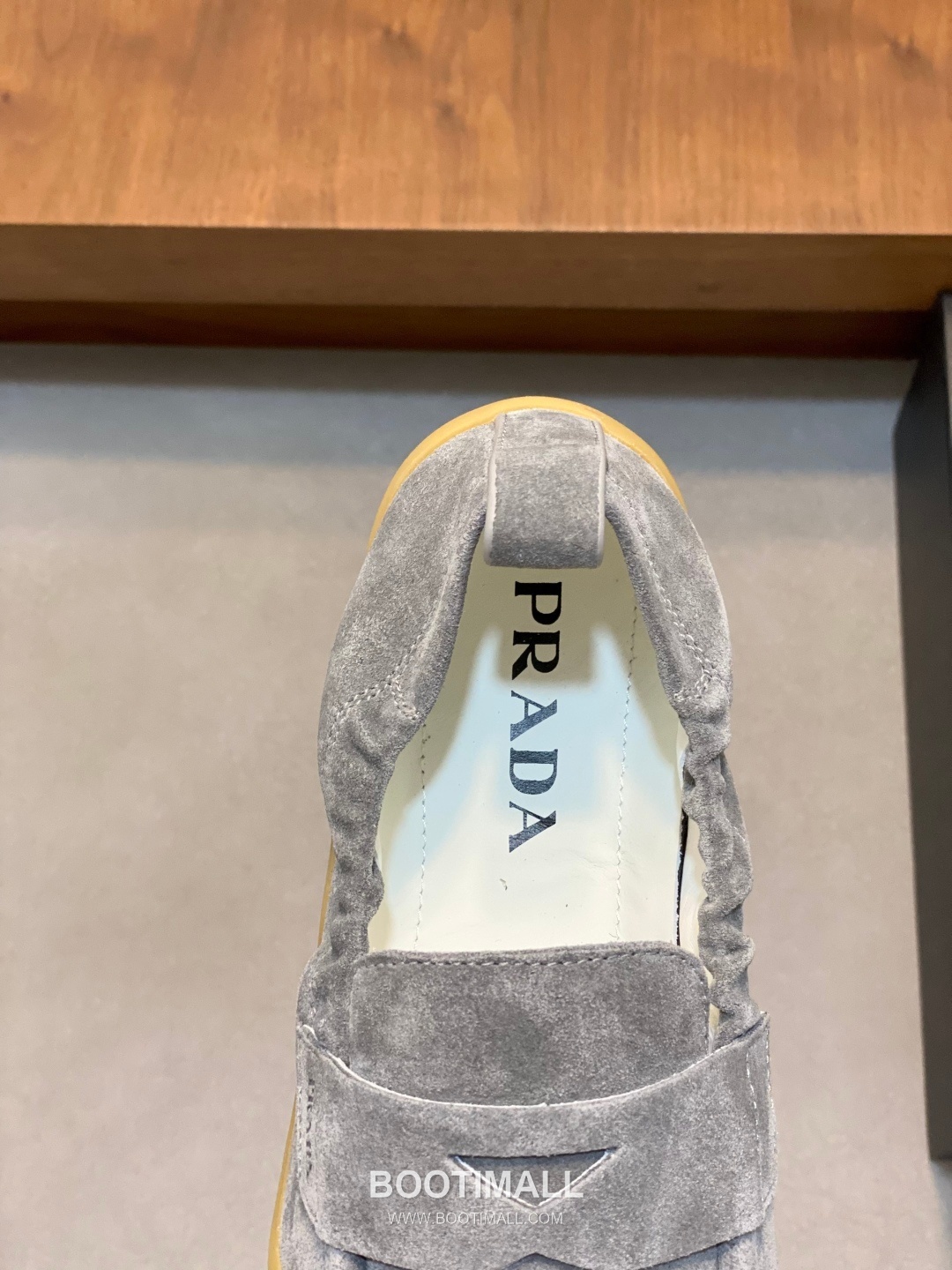 Prada Full Grain Calfskin Slip-On Low Sneakers with EVA TPU Sole Detail 프라다 풀그레인 카프스킨 슬립온 로우 스니커즈 EVA TPU 솔 디테일 4.0cm 7