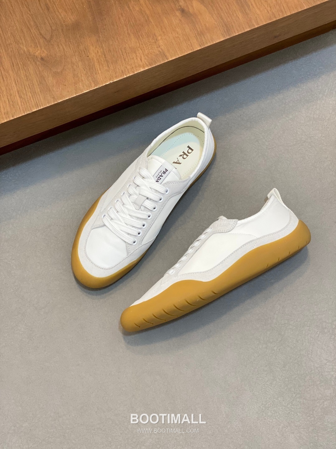 Prada Speedrock Calfskin Mesh Low Sneakers with Elastic Lace Lock Detail 프라다 스피드락 카프스킨 메쉬 로우 스니커즈 엘라스틱 레이스락 디테일 4.5cm 5