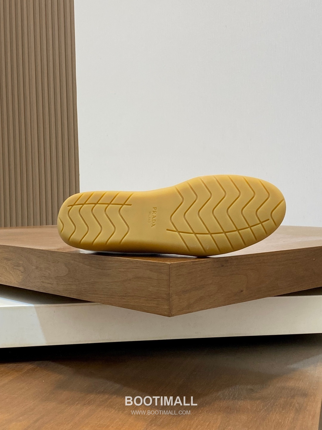 Prada Speedrock Calfskin Mesh Low Sneakers with Elastic Lace Lock Detail 프라다 스피드락 카프스킨 메쉬 로우 스니커즈 엘라스틱 레이스락 디테일 4.5cm 9