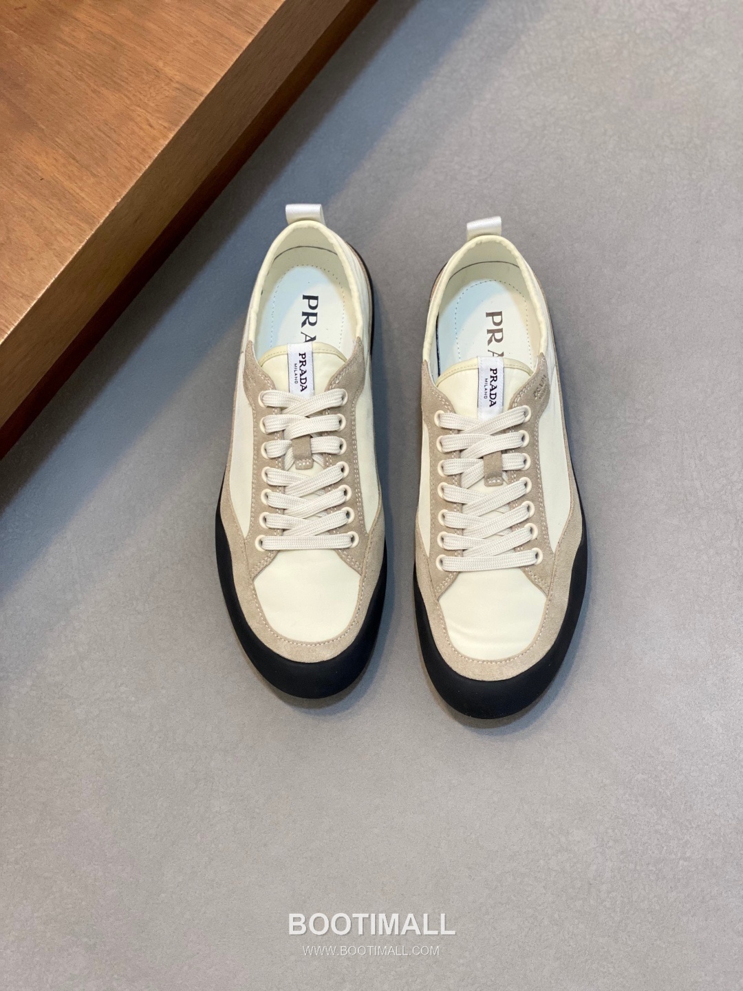 Prada Speedrock Calfskin Mesh Low Sneakers with Elastic Lace Lock Detail 프라다 스피드락 카프스킨 메쉬 로우 스니커즈 엘라스틱 레이스락 디테일 4.5cm 1