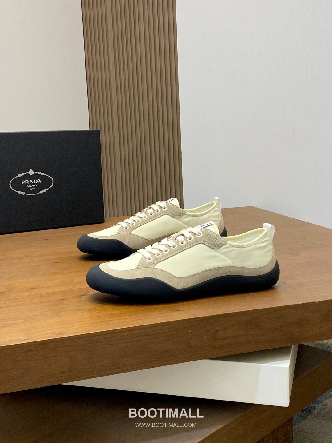 Prada Speedrock Calfskin Mesh Low Sneakers with Elastic Lace Lock Detail 프라다 스피드락 카프스킨 메쉬 로우 스니커즈 엘라스틱 레이스락 디테일 4.5cm 3