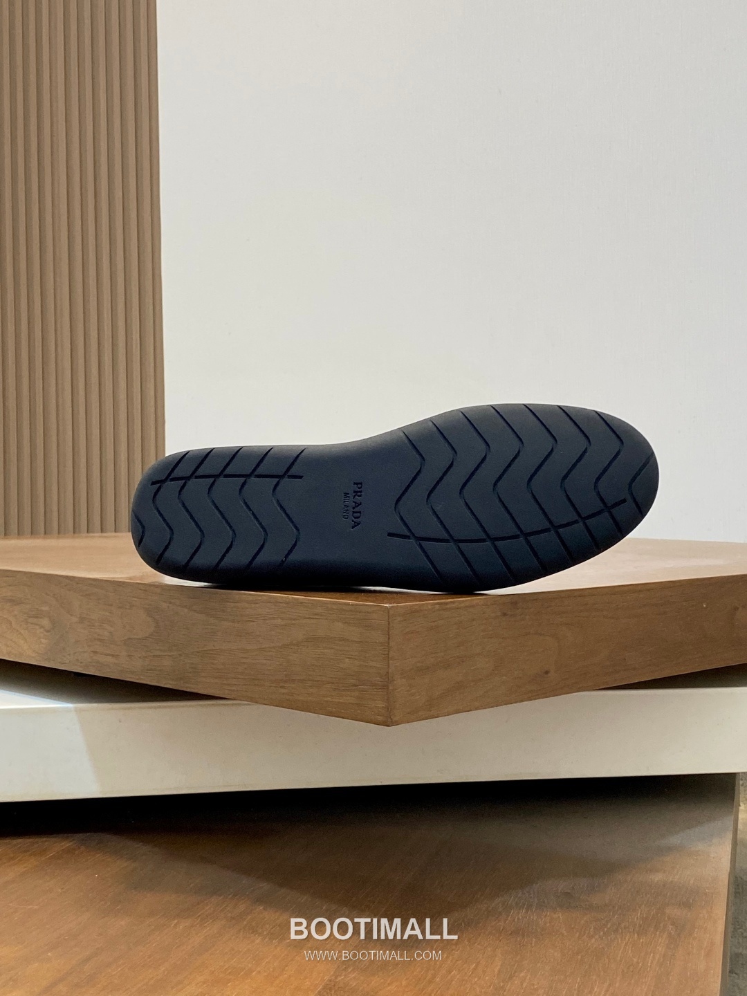 Prada Speedrock Calfskin Mesh Low Sneakers with Elastic Lace Lock Detail 프라다 스피드락 카프스킨 메쉬 로우 스니커즈 엘라스틱 레이스락 디테일 4.5cm 9