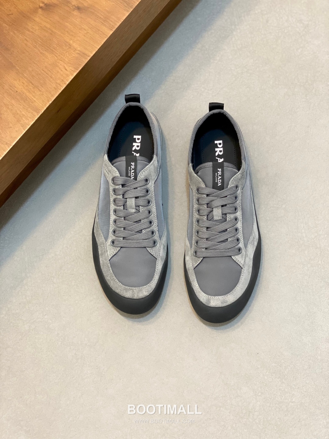 Prada Speedrock Calfskin Mesh Low Sneakers with Elastic Lace Lock Detail 프라다 스피드락 카프스킨 메쉬 로우 스니커즈 엘라스틱 레이스락 디테일 4.5cm 1