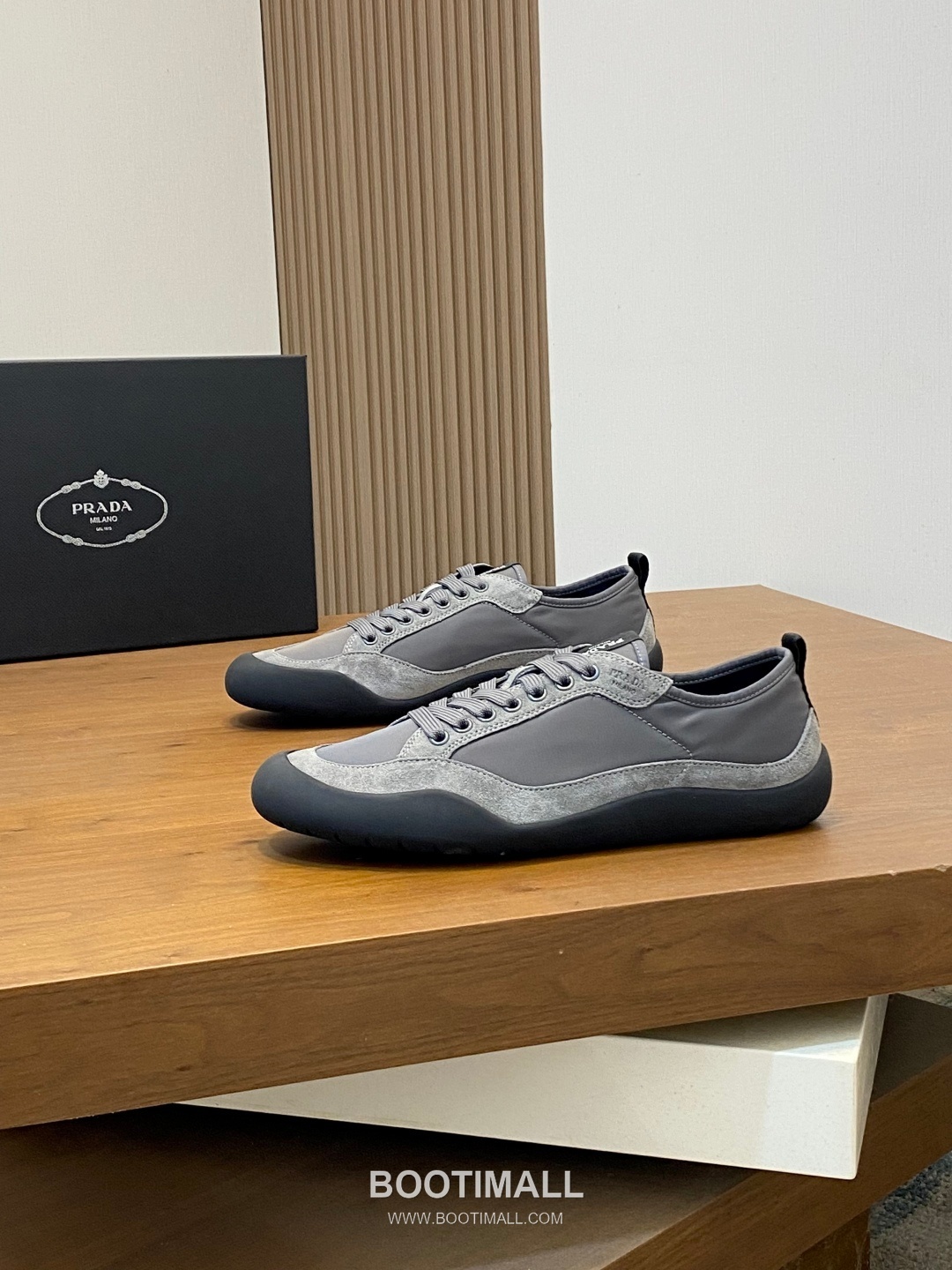 Prada Speedrock Calfskin Mesh Low Sneakers with Elastic Lace Lock Detail 프라다 스피드락 카프스킨 메쉬 로우 스니커즈 엘라스틱 레이스락 디테일 4.5cm 3