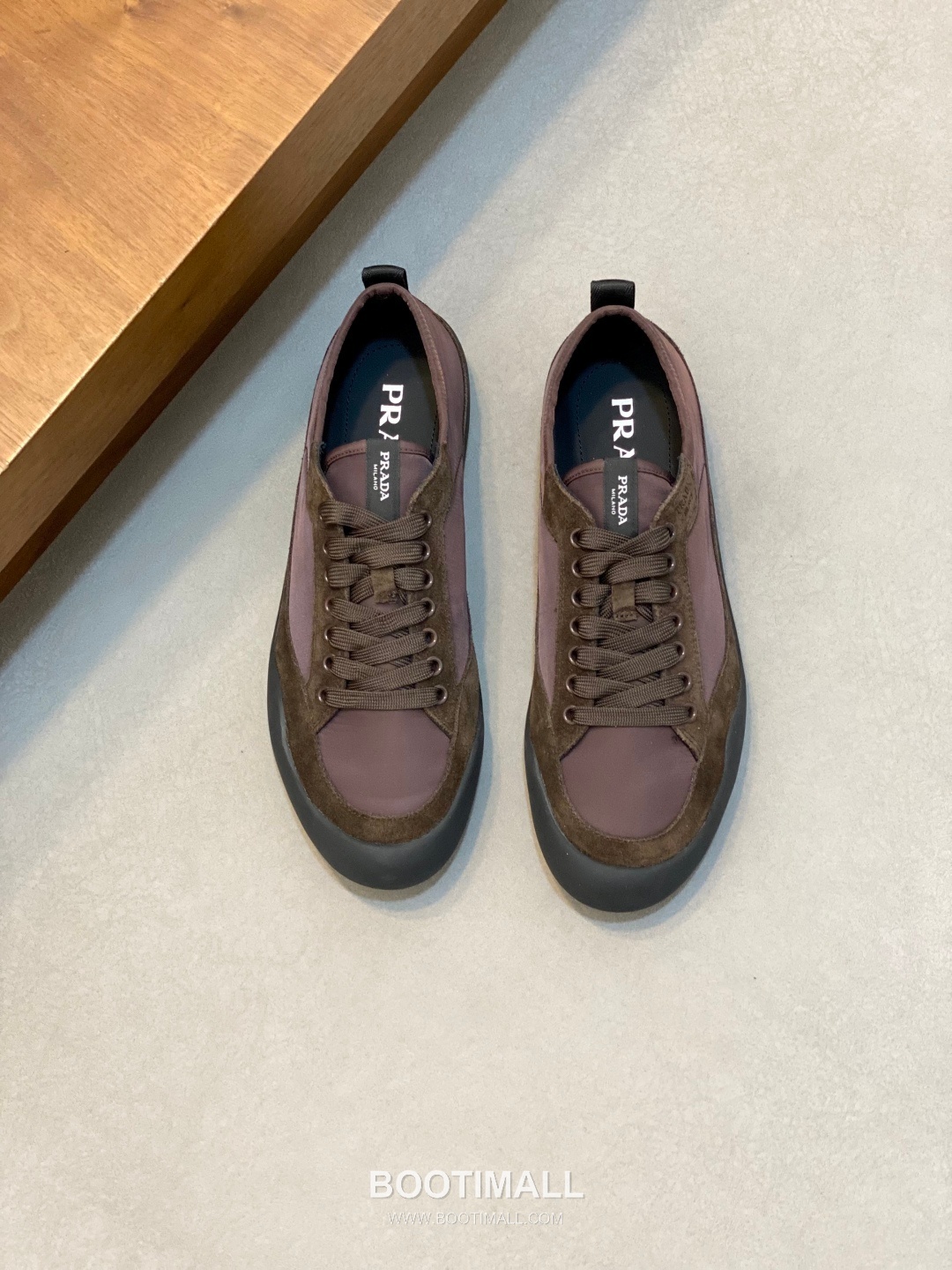 Prada Speedrock Calfskin Mesh Low Sneakers with Elastic Lace Lock Detail 프라다 스피드락 카프스킨 메쉬 로우 스니커즈 엘라스틱 레이스락 디테일 4.5cm 1