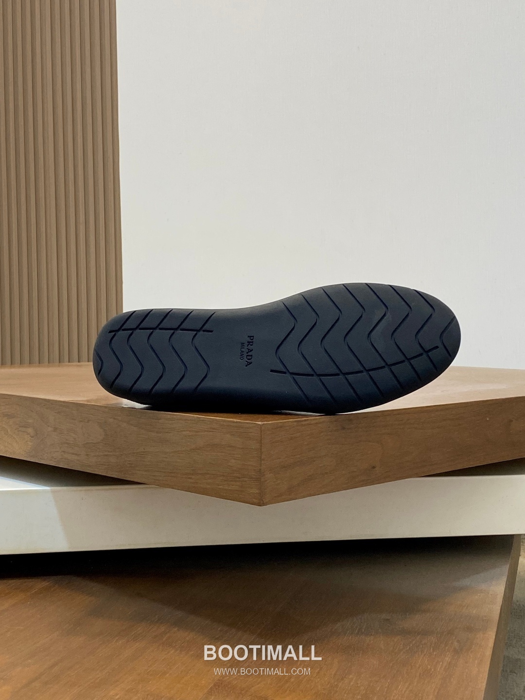 Prada Speedrock Calfskin Mesh Low Sneakers with Elastic Lace Lock Detail 프라다 스피드락 카프스킨 메쉬 로우 스니커즈 엘라스틱 레이스락 디테일 4.5cm 9