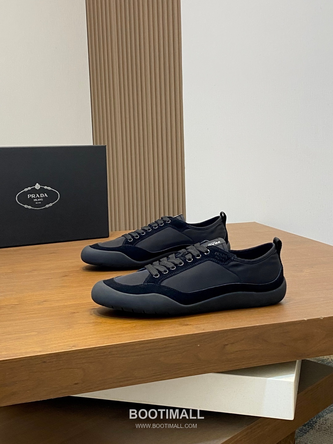 Prada Speedrock Calfskin Mesh Low Sneakers with Elastic Lace Lock Detail 프라다 스피드락 카프스킨 메쉬 로우 스니커즈 엘라스틱 레이스락 디테일 4.5cm 3